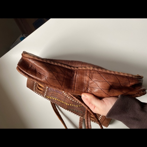 ⭐️SOLD⭐️ Boho Leather Tote - Picture 5 of 9